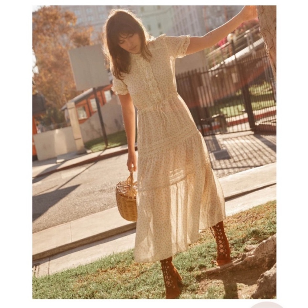 Floral White Maxi Dress - Picture 3 of 12
